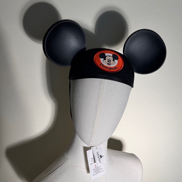 Disney Accessories - NWT Disney Disneyland Mickey Mouse Ears White and Black Hat